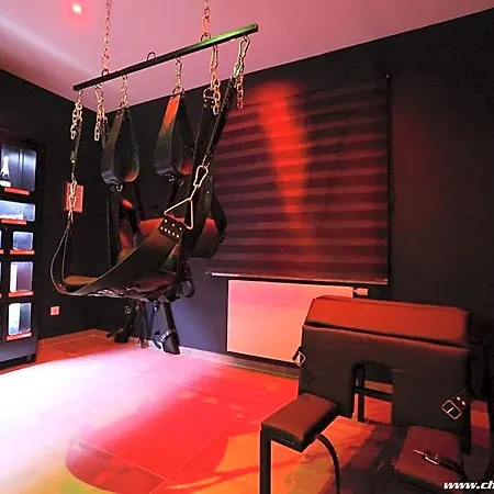 Ds Plaisir Avec Sauna, Jacuzzi A 4* 南锡
